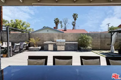 Exterior - 7932 Allott Ave, Panorama City, CA 91402 photo 16 of 17