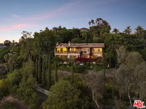 1005 Bel Air Ct, Los Angeles, CA 90077