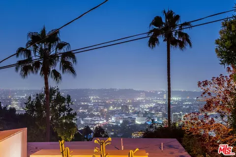 8819 Evanview Dr, Los Angeles, CA 90069