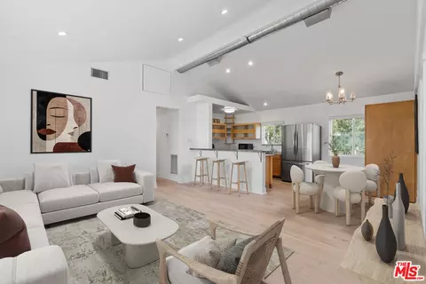 11 20th Ave, Venice, CA 90291