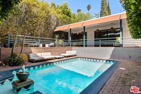 1737 N Vista St, Los Angeles, CA 90046