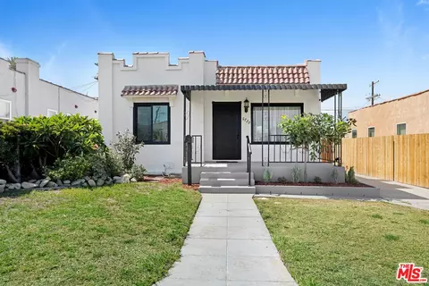 6735 Arlington Ave, Los Angeles, CA 90043