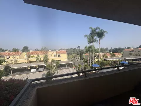 4512 Workman Mill Rd #215, Whittier, CA 90601