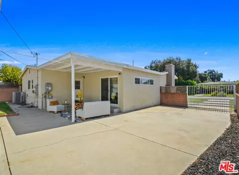 5681 E Vernon St, Long Beach, CA 90815 photo 17