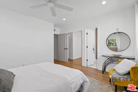 5681 E Vernon St, Long Beach, CA 90815 photo 9