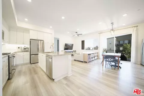27409 Journey Pl #205, Valencia, CA 91381