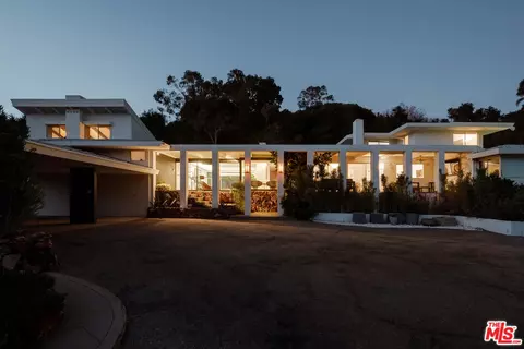 248 N Glenroy Ave, Los Angeles, CA 90049