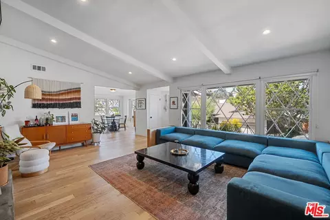 4406 Don Diablo Dr, Los Angeles, CA 90008