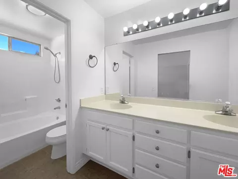 2897 Chuckwagon Rd, Palmdale, CA 93550 photo 7