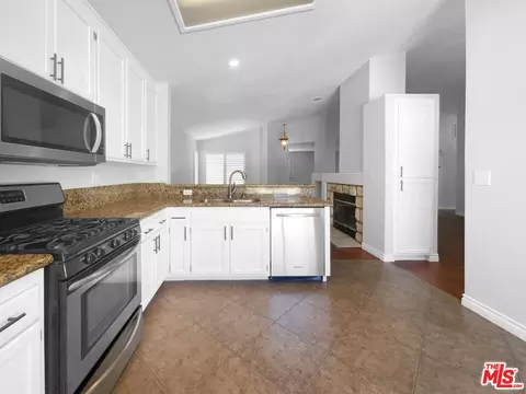2897 Chuckwagon Rd, Palmdale, CA 93550 photo 16