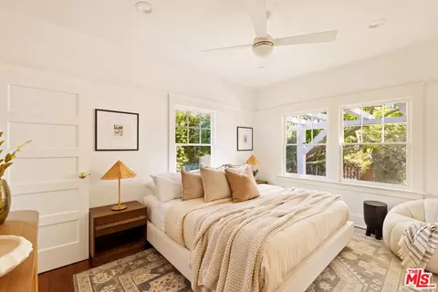 729 Marco Pl, Venice, CA 90291 photo 18