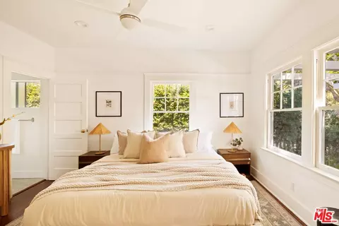 729 Marco Pl, Venice, CA 90291 photo 19