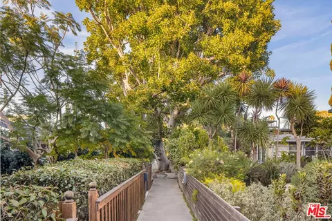 729 Marco Pl, Venice, CA 90291 photo 33