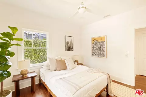 729 Marco Pl, Venice, CA 90291 photo 22