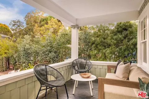 729 Marco Pl, Venice, CA 90291 photo 9