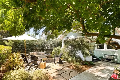 729 Marco Pl, Venice, CA 90291 photo 4