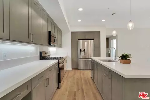 2850 Wagon Wheel Rd #401, Oxnard, CA 93036 photo 11