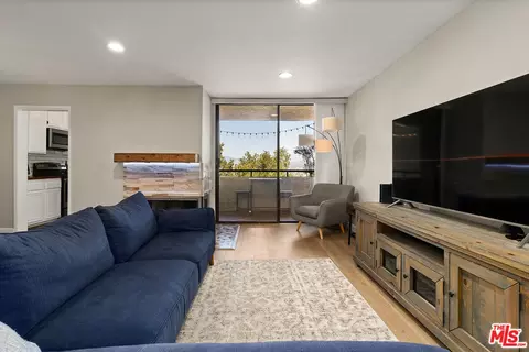 4275 Via Arbolada #205, Los Angeles, CA 90042