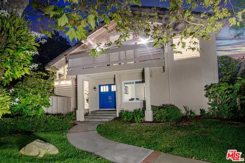 1318 Avenida De Cortez, Pacific Palisades, CA 90272