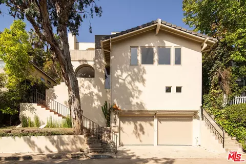 2305 Kenilworth Ave, Los Angeles, CA 90039