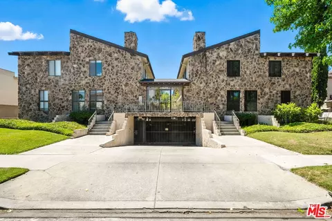 13412 Burbank Blvd #3, Sherman Oaks, CA 91401