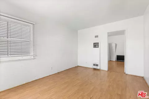 Living - 477 E 59th St, Long Beach, CA 90805 photo 2 of 4