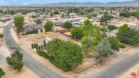 View/Area - 12625 Tamiani Rd, Apple Valley, CA 92308 photo 6 of 6