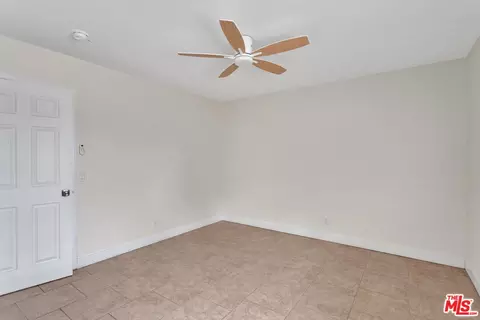 Bedroom - 12625 Tamiani Rd, Apple Valley, CA 92308 photo 9 of 9