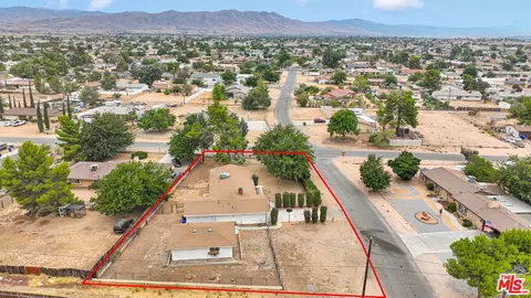 View/Area - 12625 Tamiani Rd, Apple Valley, CA 92308 photo 4 of 6