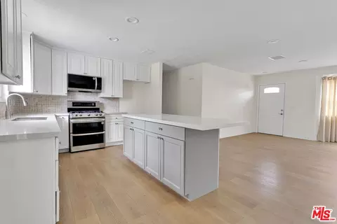 Other - 12625 Tamiani Rd, Apple Valley, CA 92308 photo 4 of 10