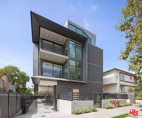 1227 N Formosa Ave #2, West Hollywood, CA 90046