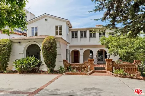 901 Malcolm Ave, Los Angeles, CA 90024