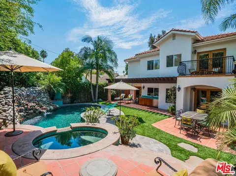 4520 Tyrone Ave, Sherman Oaks, CA 91423