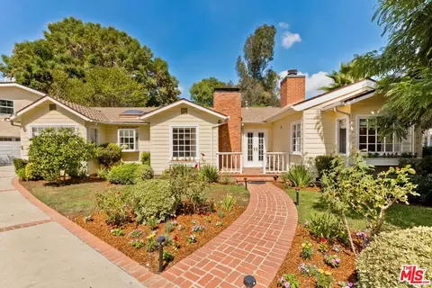 11191 Valley Spring Pl, Studio City, CA 91602