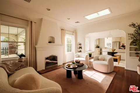 240 W 64th Pl, Inglewood, CA 90302