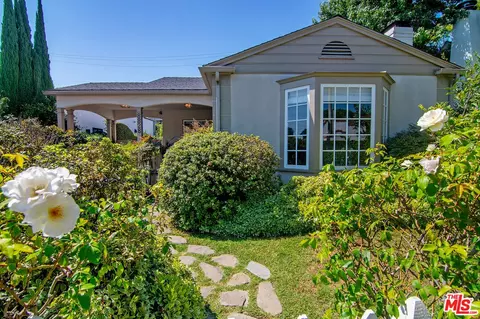 8828 Rosewood Ave, West Hollywood, CA 90048