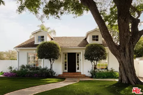 340 N Beachwood Dr, Los Angeles, CA 90004