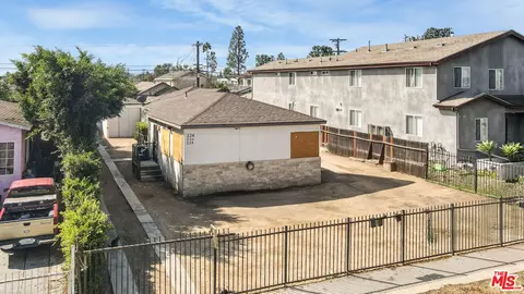 224 W 101st St, Los Angeles, CA 90003