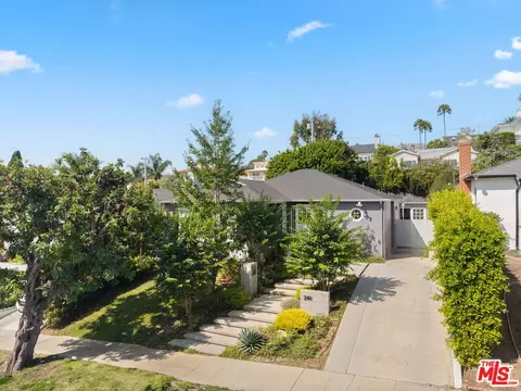 2411 S Canfield Ave, Los Angeles, CA 90034