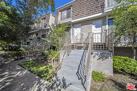 5400 Simpson Ave #9, Valley Village, CA 91607