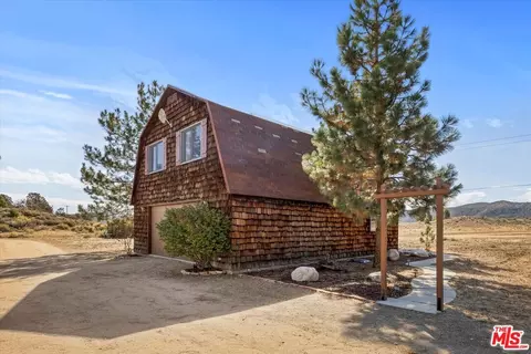 14484 Boy Scout Camp Rd, Frazier Park, CA 93225