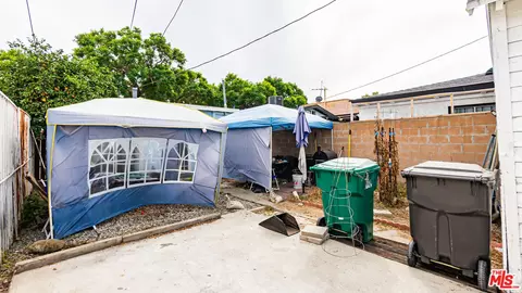 Exterior - 267 E 57th St, Long Beach, CA 90805 photo 11 of 13