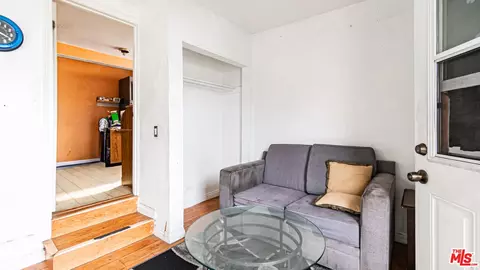 Entry Way - 267 E 57th St, Long Beach, CA 90805 photo 3 of 3