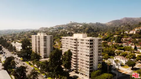 4411 Los Feliz Blvd #702, Los Angeles, CA 90027
