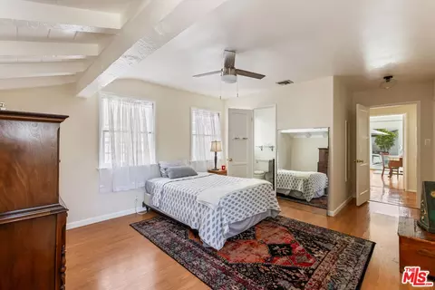 Bedroom - 1270 Valley View Ave, Pasadena, CA 91107 photo 2 of 4