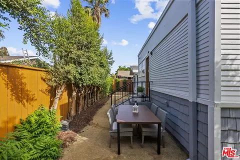 1465 Navarro Ave, Pasadena, CA 91103 photo 26