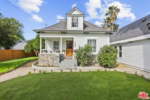 1465 Navarro Ave, Pasadena, CA 91103 photo 2