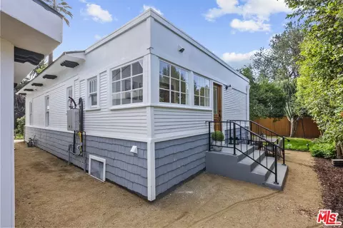 1465 Navarro Ave, Pasadena, CA 91103 photo 27