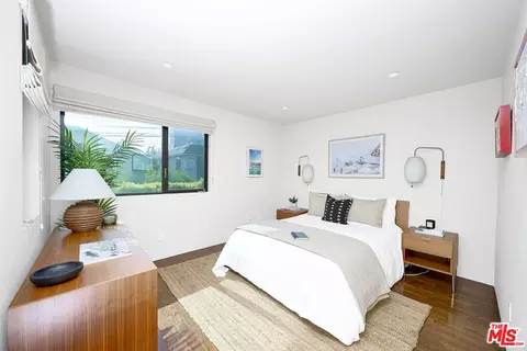 Bedroom - 2329 Clement Ave, Venice, CA 90291 photo 3 of 3