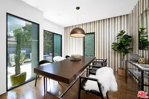 Dining - 2329 Clement Ave, Venice, CA 90291 photo 1 of 1